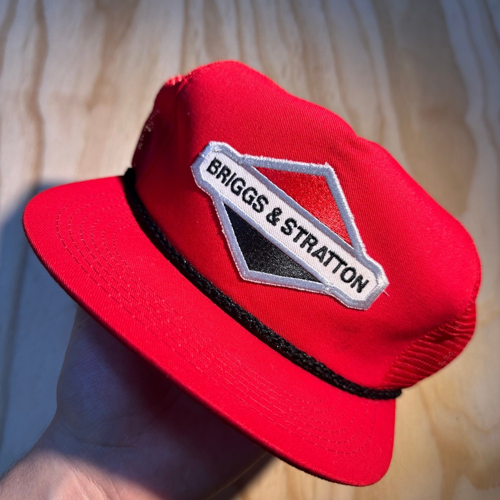 Briggs & Stratton Mens Red Mesh Trucker Hat Snapback Logo Patch Cap OSFA